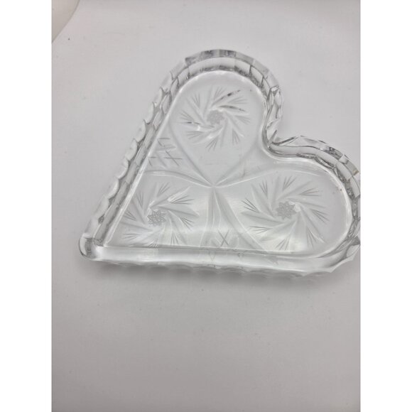 Vintage Decorative Crystal HEART SHAPED Candy Dish Decor 5" - Picture 2 of 7